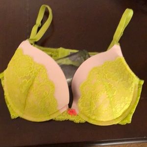 Victoria’s Secret bra